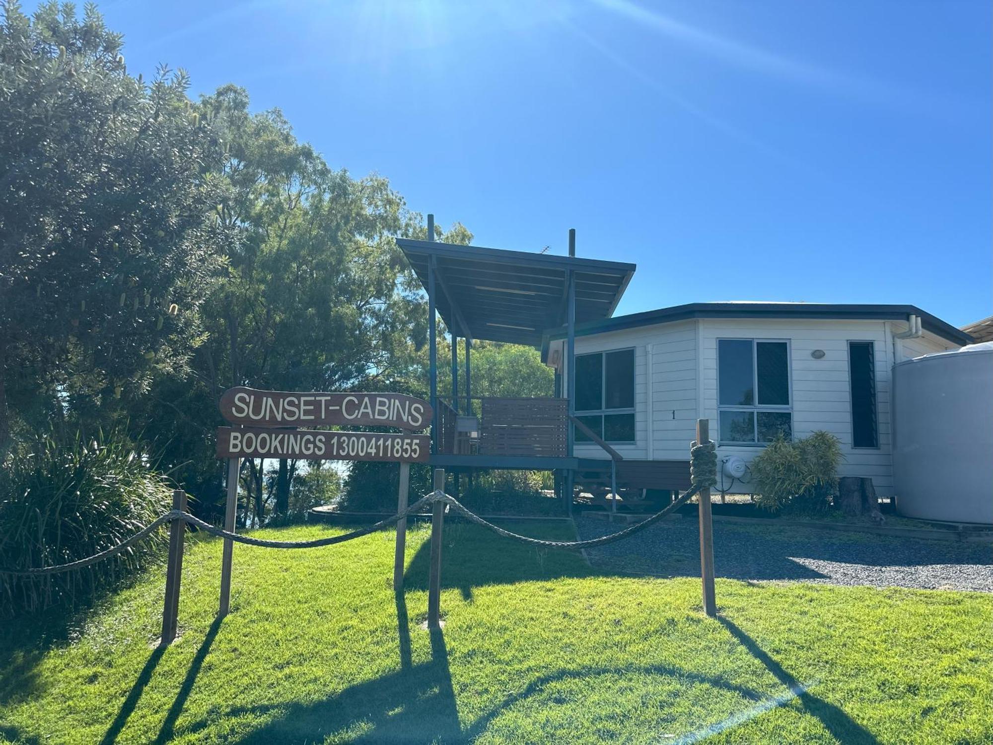 Sunset Cabins 1770 Seventeen Seventy Exterior photo